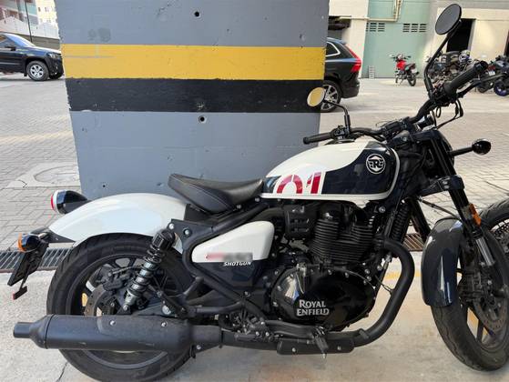 ROYAL ENFIELD SHOTGUN 650 STENCIL WHITE 